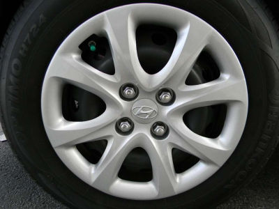 2012 Hyundai Accent  GLS