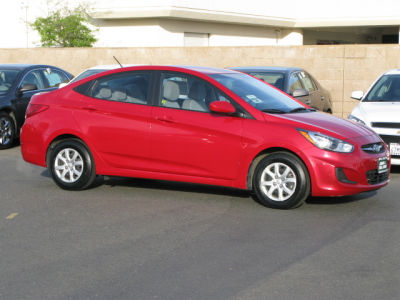 2012 Hyundai Accent  GLS