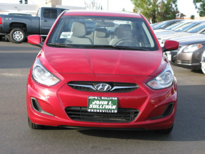 2012 Hyundai Accent  GLS