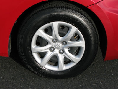 2012 Hyundai Accent  GLS