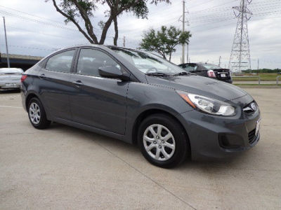 2012 Hyundai Accent  GLS