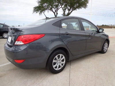 2012 Hyundai Accent  GLS