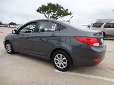 2012 Hyundai Accent  GLS