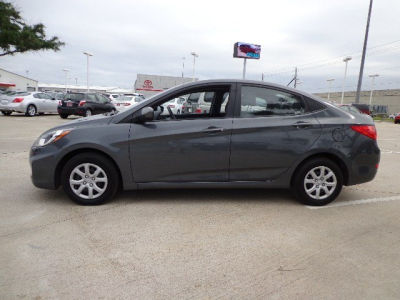 2012 Hyundai Accent  GLS