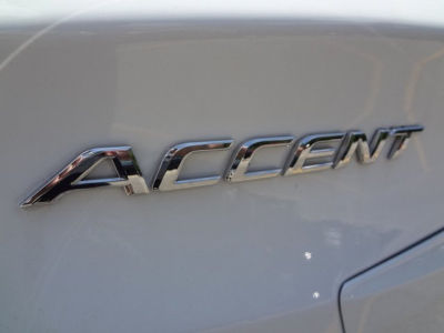 2012 Hyundai Accent  GLS