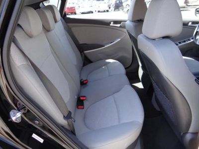 2012 Hyundai Accent  GS