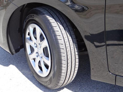 2012 Hyundai Accent  GS