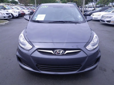 2012 Hyundai Accent GLS