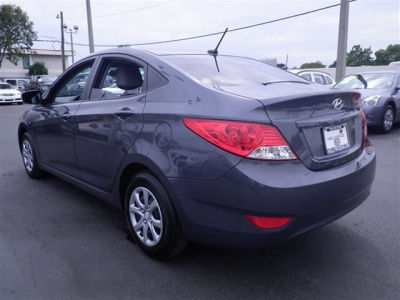 2012 Hyundai Accent GLS