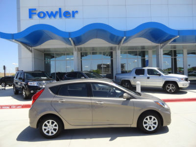 2012 Hyundai Accent  GS