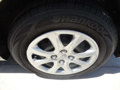 2012 Hyundai Accent  GS