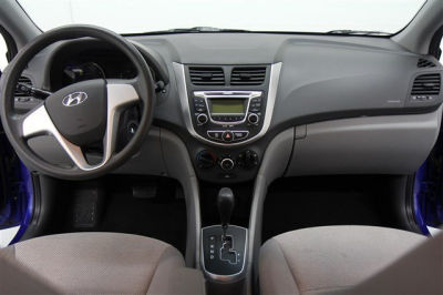 2012 Hyundai Accent  GLS