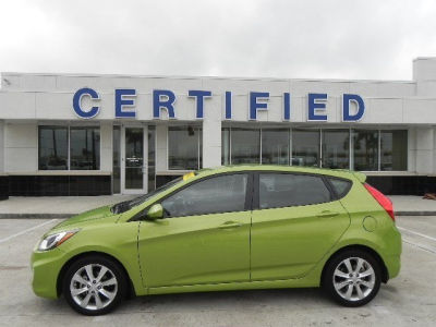 2012 Hyundai Accent SE