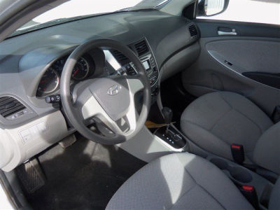 2012 Hyundai Accent  GLS