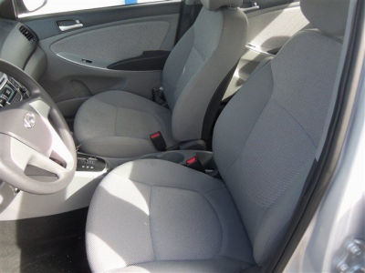 2012 Hyundai Accent  GLS