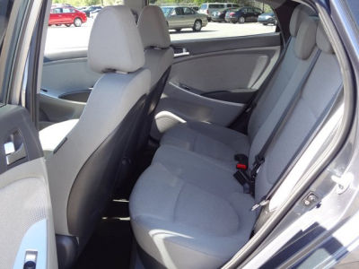 2012 Hyundai Accent  GLS