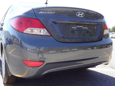 2012 Hyundai Accent  GLS