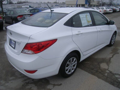 2012 Hyundai Accent  GLS