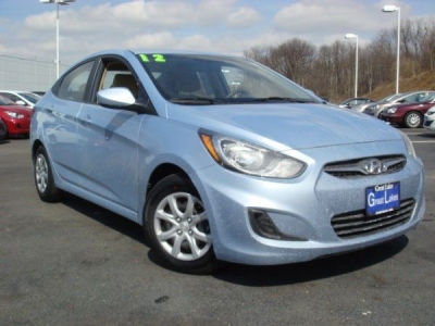 2012 Hyundai Accent  GLS