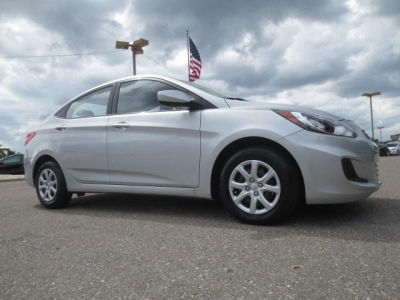2013 Hyundai Accent  GLS