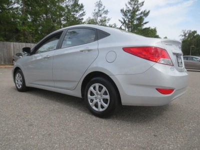 2013 Hyundai Accent  GLS