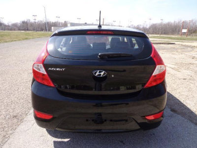 2012 Hyundai Accent