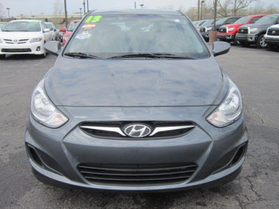 2013 Hyundai Accent GS