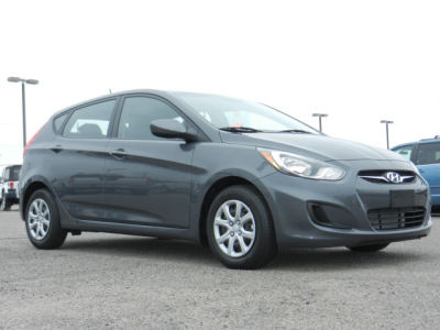 2012 Hyundai Accent  GS