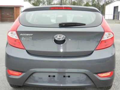 2012 Hyundai Accent  GS