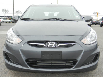 2012 Hyundai Accent  GS