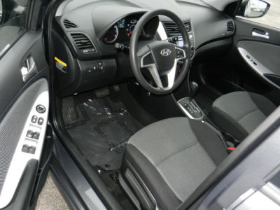2012 Hyundai Accent  GS