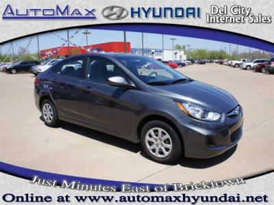 2012 Hyundai Accent  GLS