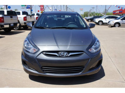 2012 Hyundai Accent  GLS