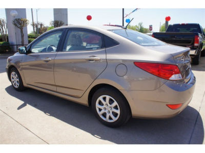 2012 Hyundai Accent  GLS