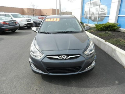 2013 Hyundai Accent  GLS