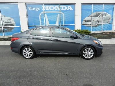 2013 Hyundai Accent  GLS