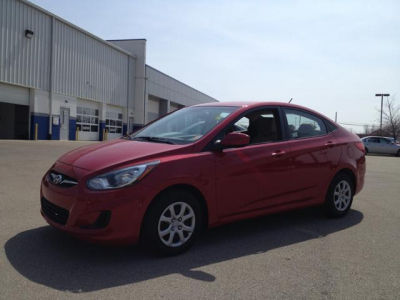 2012 Hyundai Accent  GLS