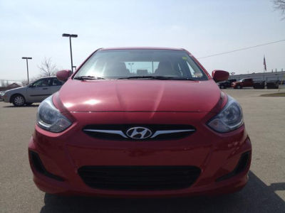 2012 Hyundai Accent  GLS