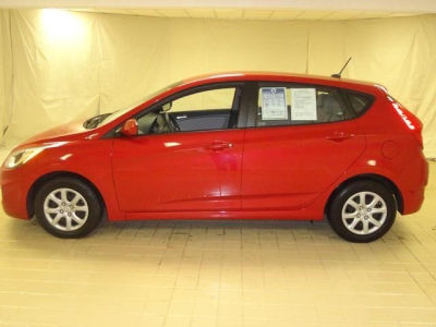 2012 Hyundai Accent  GS