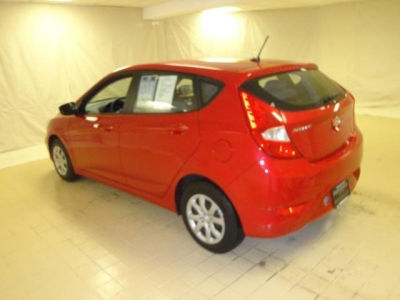 2012 Hyundai Accent  GS