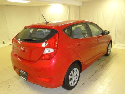 2012 Hyundai Accent  GS
