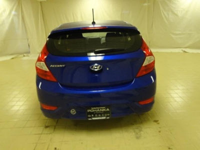 2012 Hyundai Accent  SE