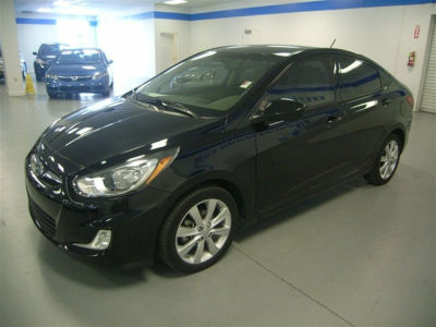 2012 Hyundai Accent  GLS