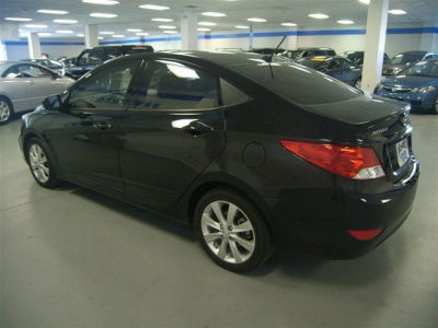 2012 Hyundai Accent  GLS