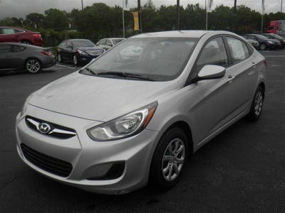 2012 Hyundai Accent  GLS