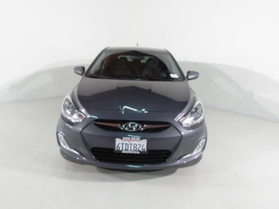 2012 Hyundai Accent  SE