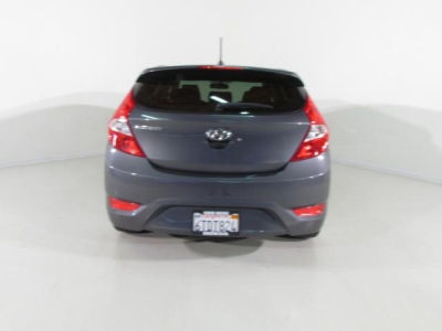 2012 Hyundai Accent  SE
