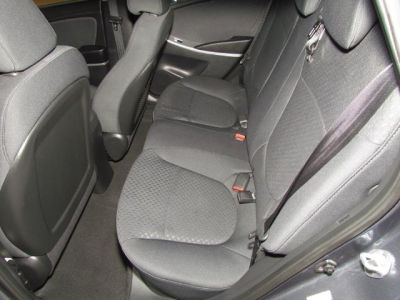 2012 Hyundai Accent  SE