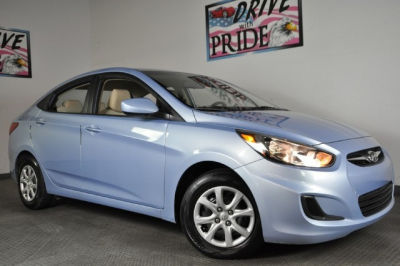 2012 Hyundai Accent  GLS