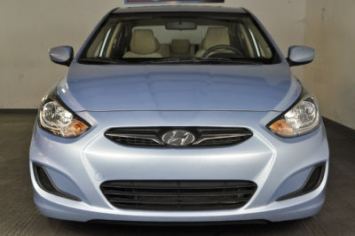 2012 Hyundai Accent  GLS